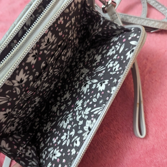 Vera Bradley RFID Silver Wallet Accordion - Picture 7 of 10